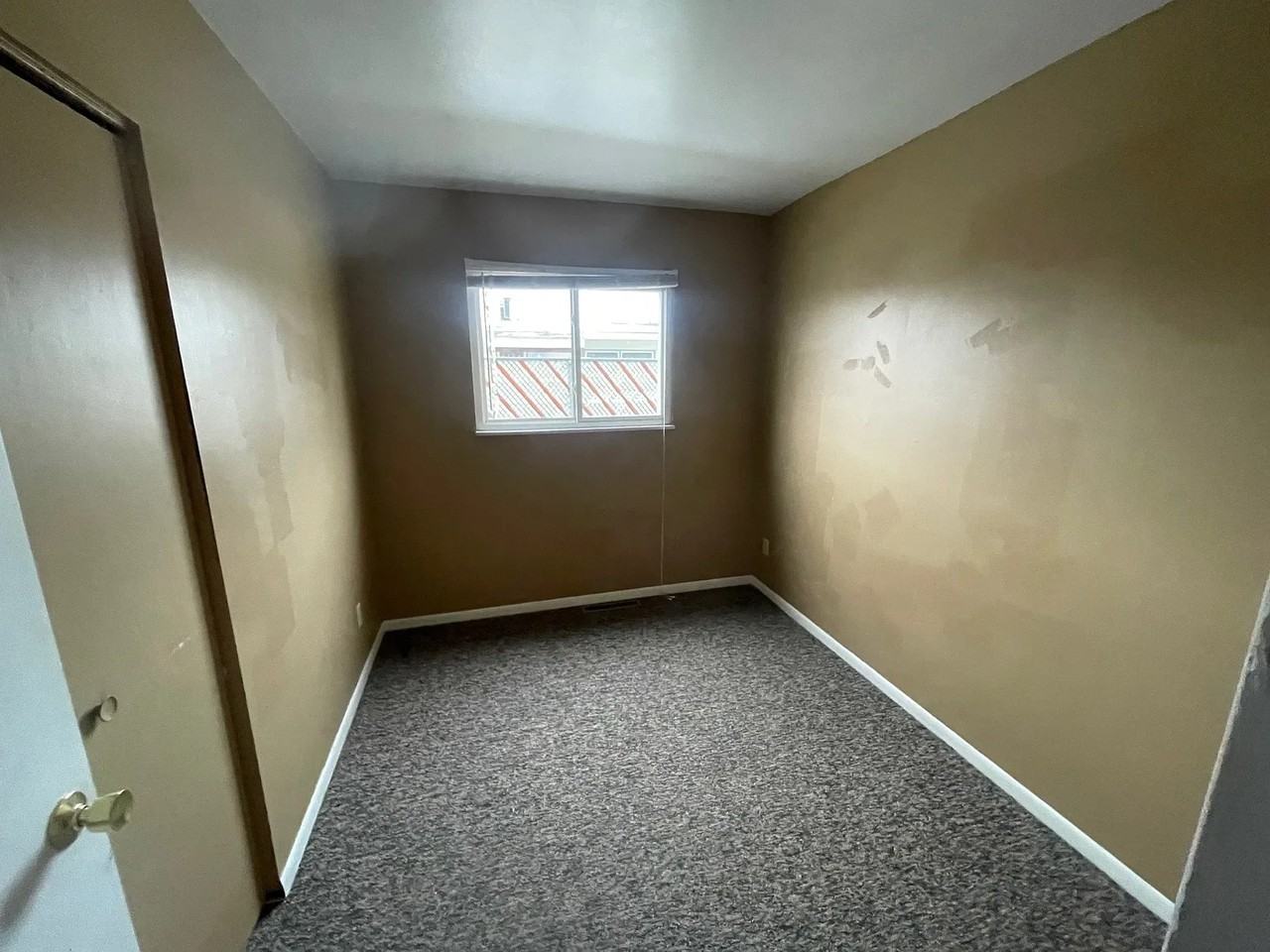 910 Boon St - Photo 6 of 10