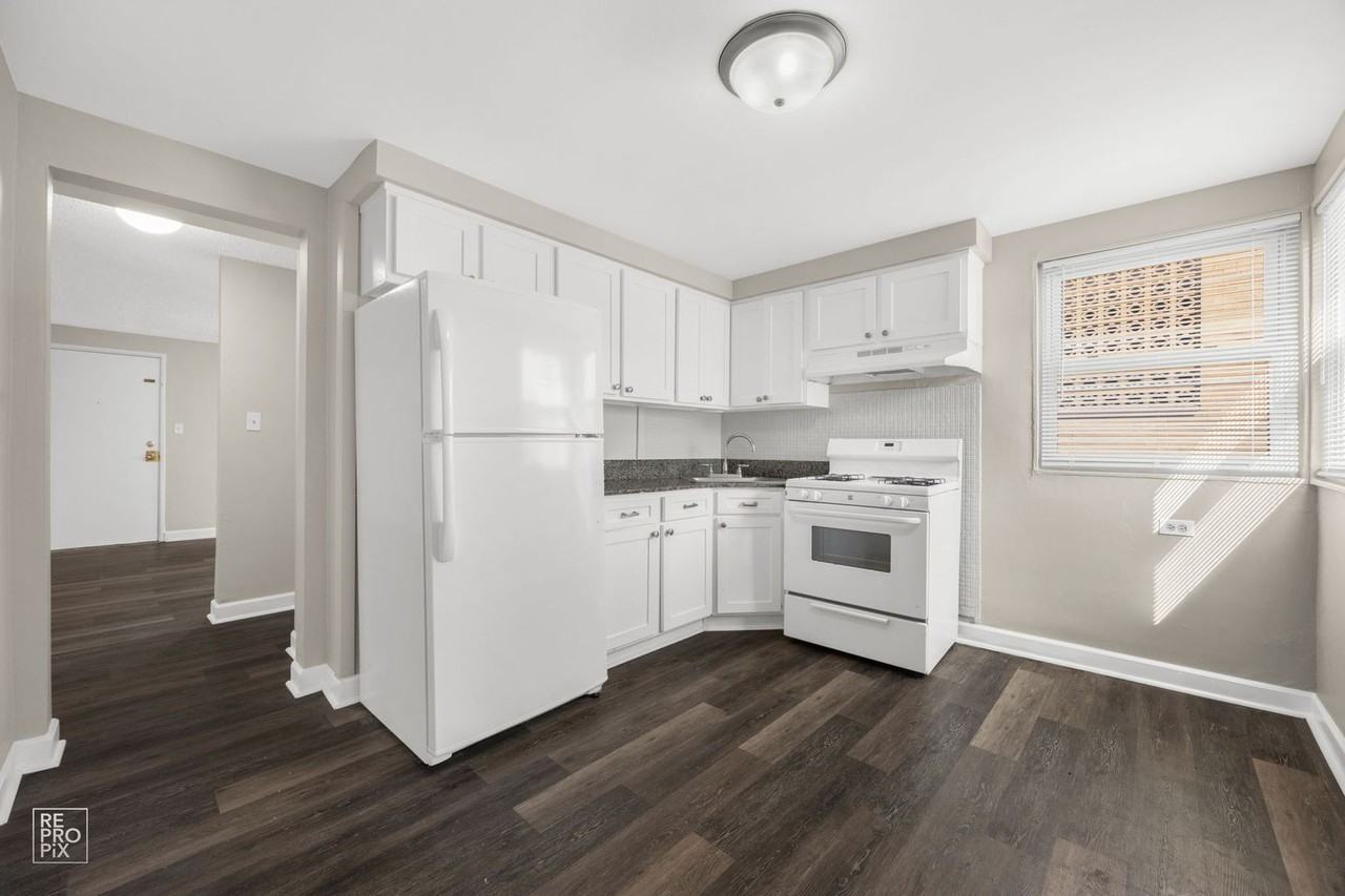 1550 N 1st Ave #GW - Photo 7 of 10