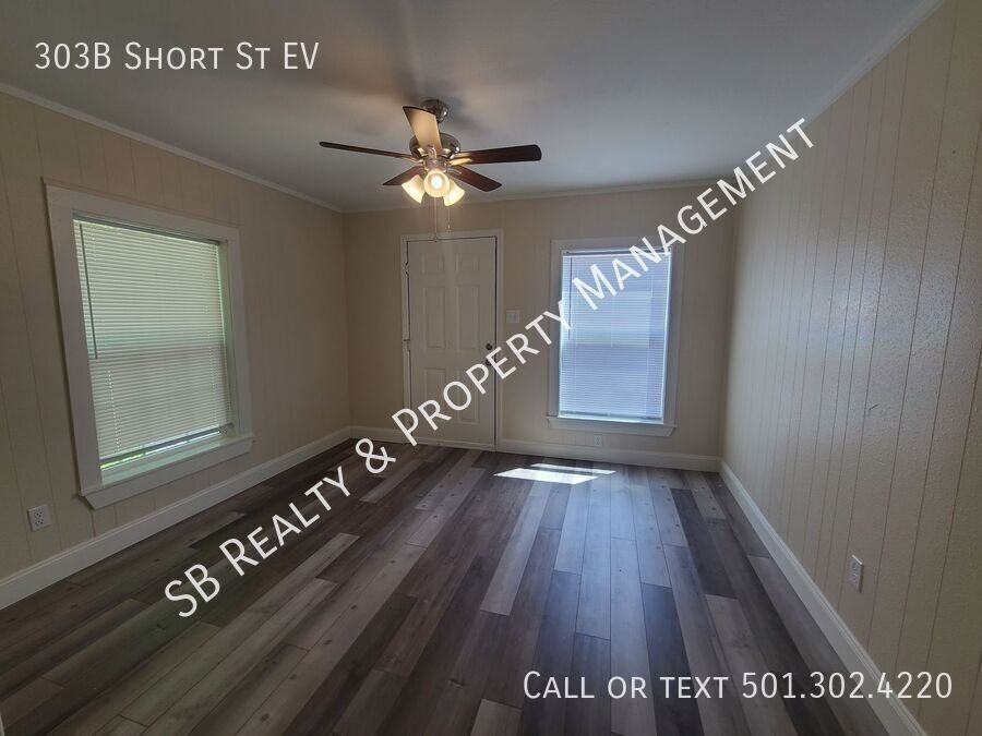 303B Short St - Photo 2 of 8