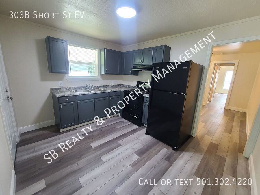 303B Short St - Photo 7 of 8