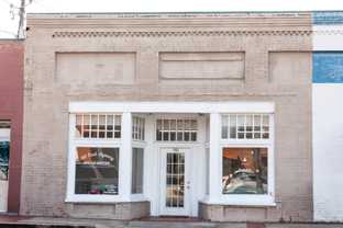 90 E Agency St - Photo 1 of 1