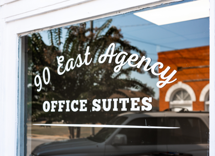 90 E Agency St - Photo 2 of 4