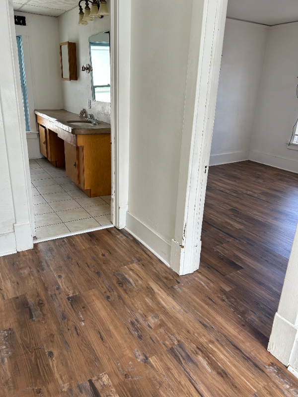 410 8th St S - Photo 4 of 20