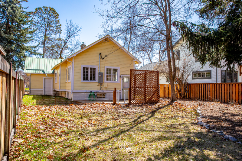 514 Somers Ave - Photo 4 of 25