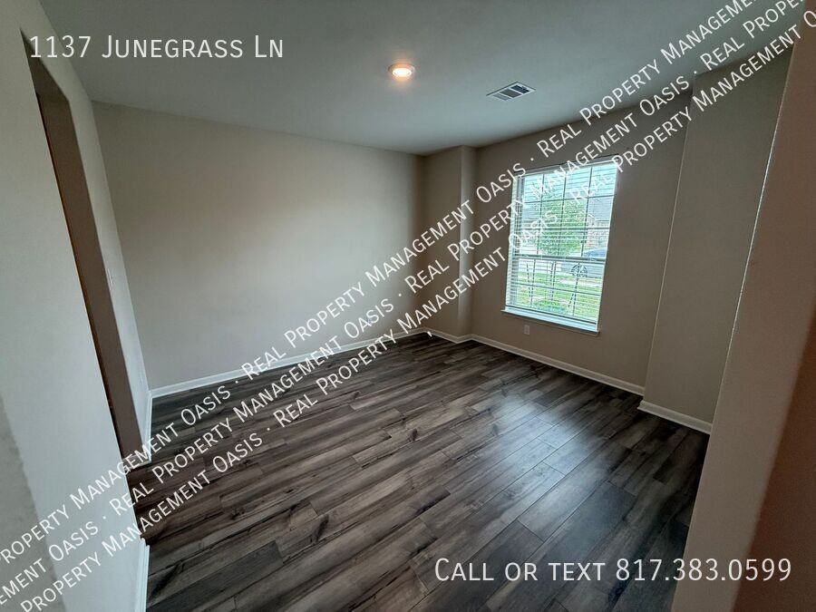 1137 Junegrass Ln - Photo 2 of 14