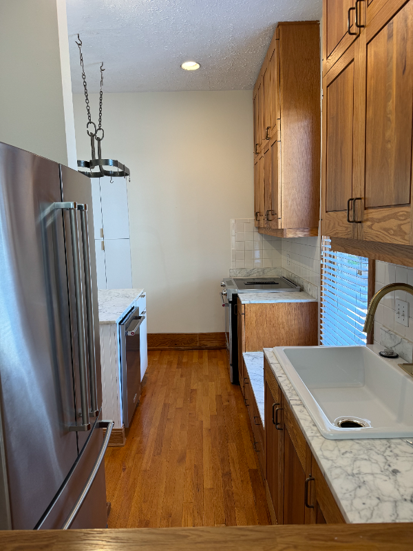 814 N Park Ave - Photo 7 of 20