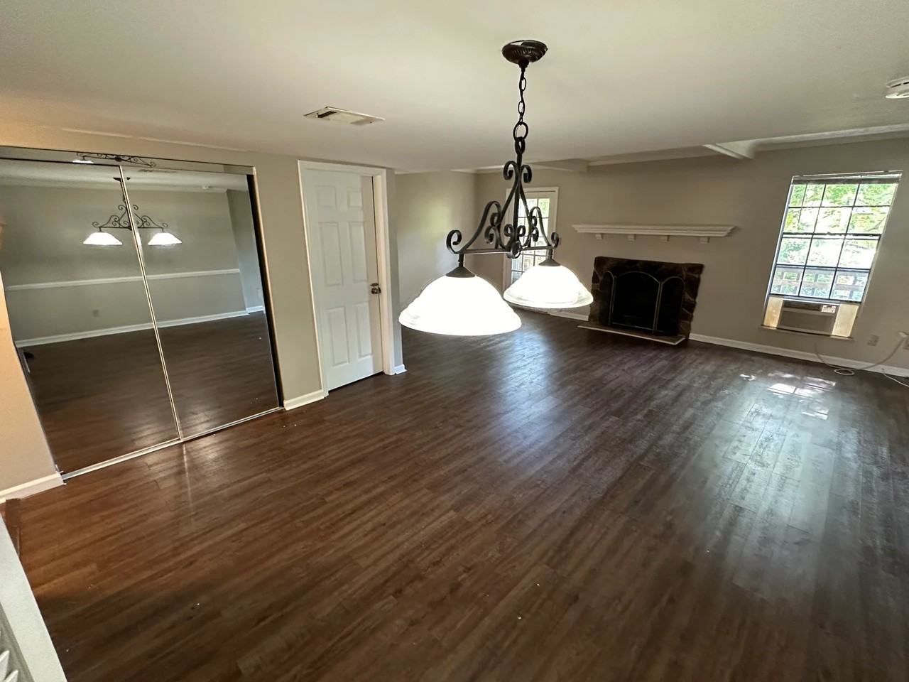 6427 Woodstone Ter - Photo 5 of 23