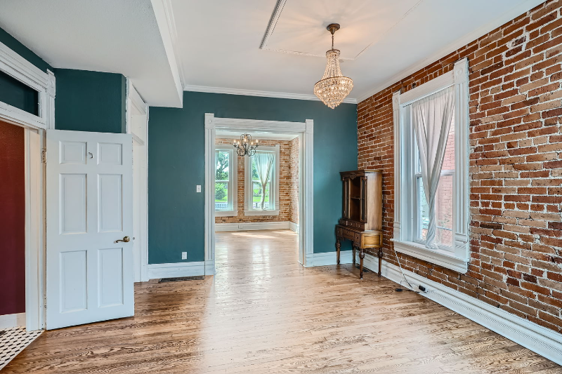 1148 Mariposa St - Photo 7 of 25