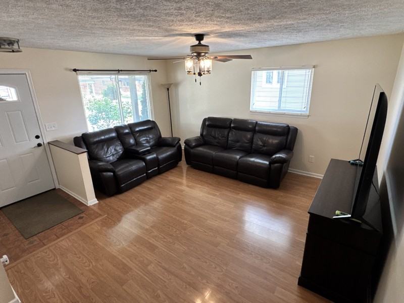 28227 Gladstone St - Photo 2 of 20