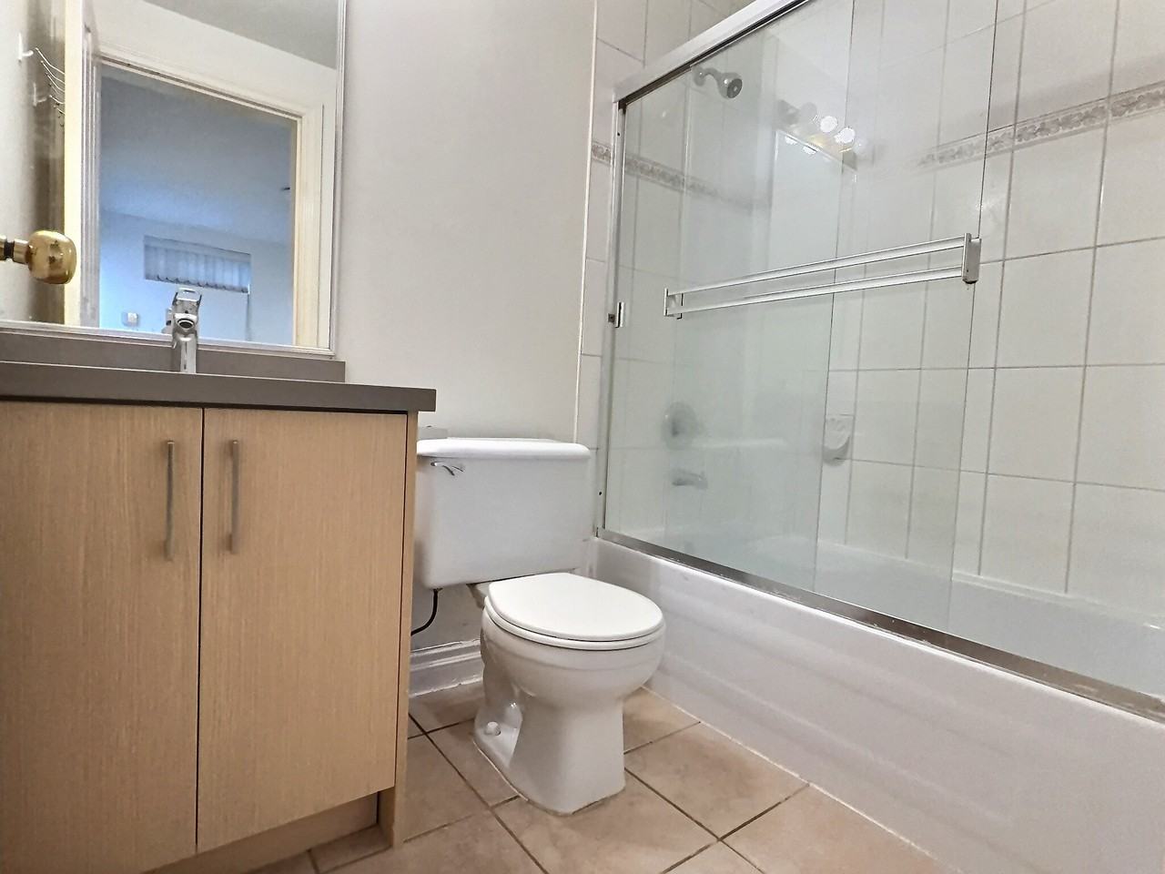 3313 E 43rd Ave - Photo 2 of 5