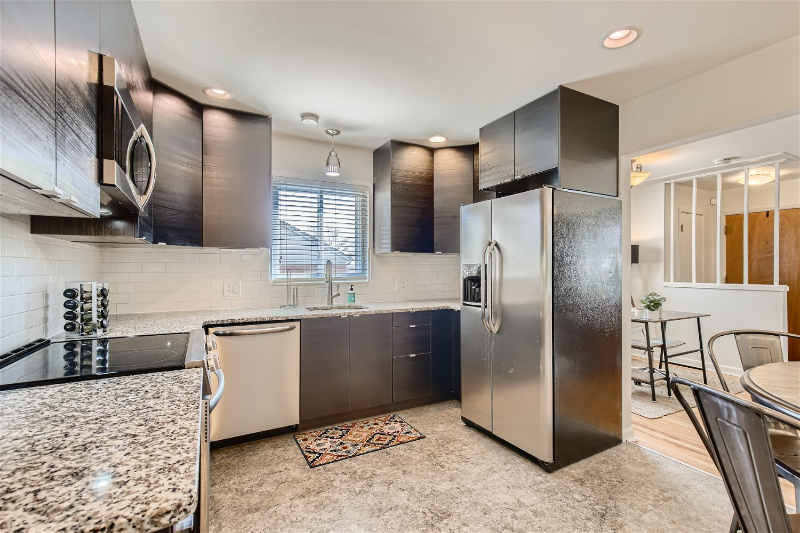 909 Ogden Cir - Photo 6 of 20