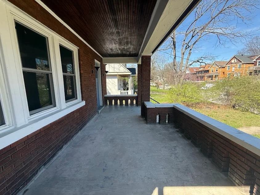 453 Purcell Ave - Photo 2 of 20