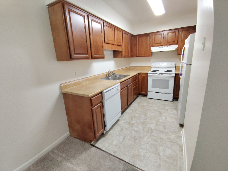600 Reusens Rd #J109 - Photo 4 of 15