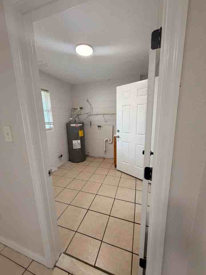 14640 State St - Photo 6 of 15