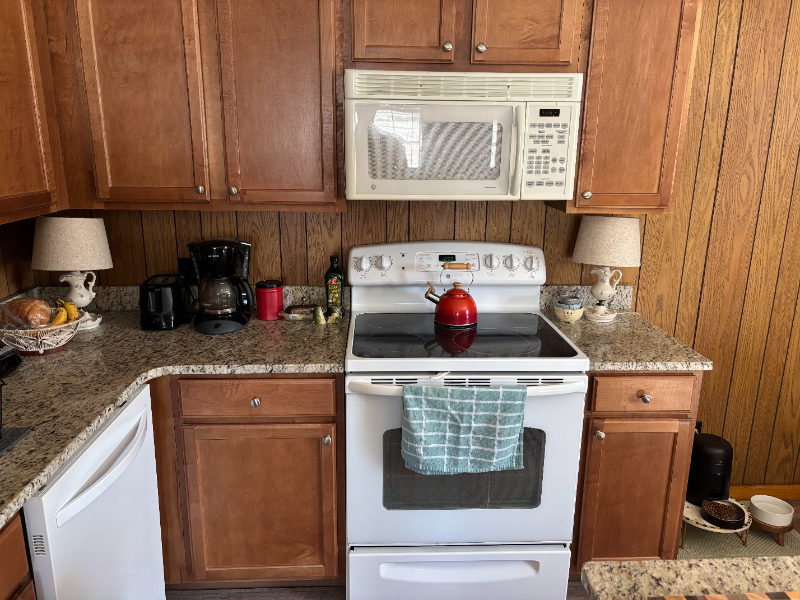 181 Nathans Ln - Photo 5 of 9