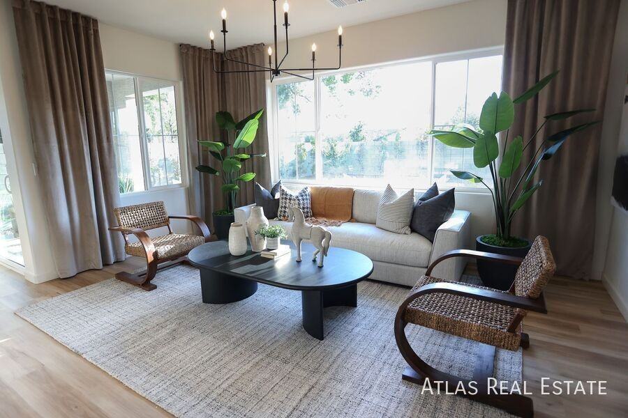 6532 N 15th Dr - Photo 7 of 19