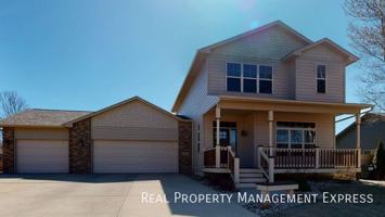 featured image of 7505 W Legacy St