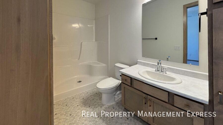 9000 W Jerald Pl - Photo 7 of 24