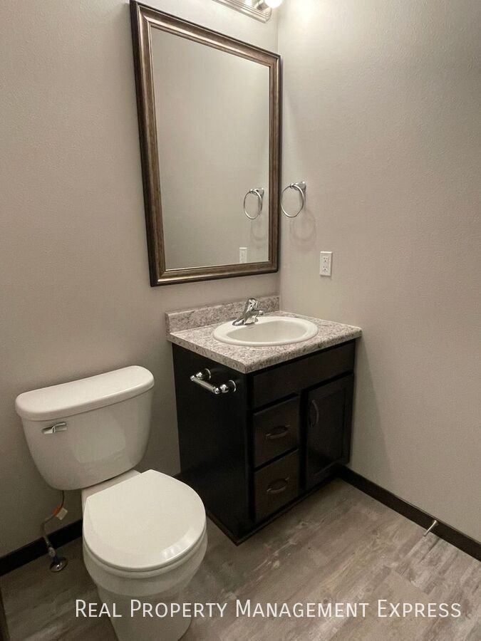 2356 S Ronsiek Ave - Photo 6 of 18