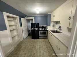 featured image of 145 Essex St #C
