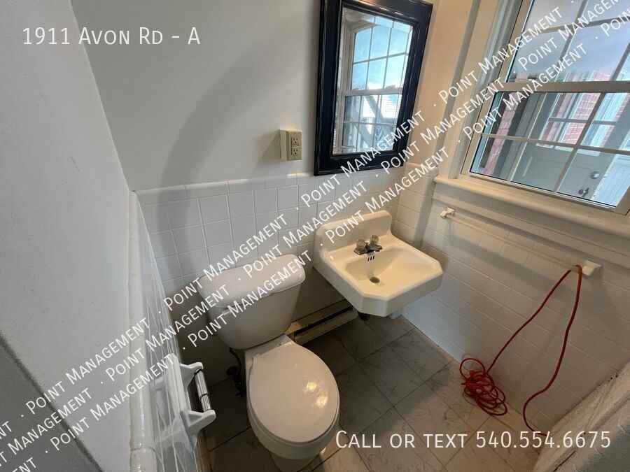 1911 Avon Rd Sw #A - Photo 3 of 17