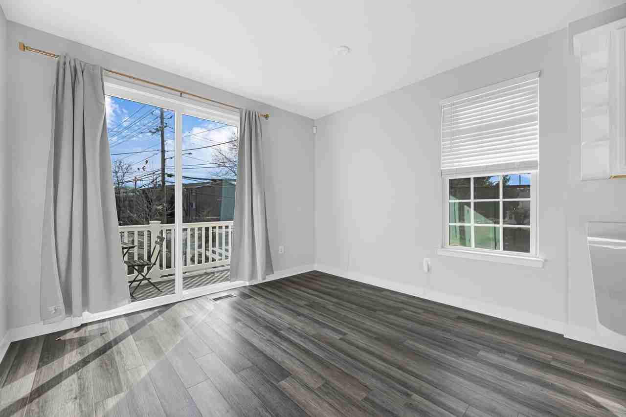 2460 James Bank Rd Se - Photo 6 of 25