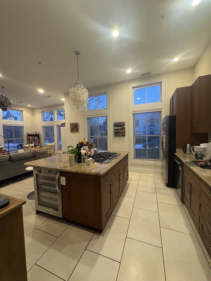 1900 11th St Nw #A - Photo 5 of 10