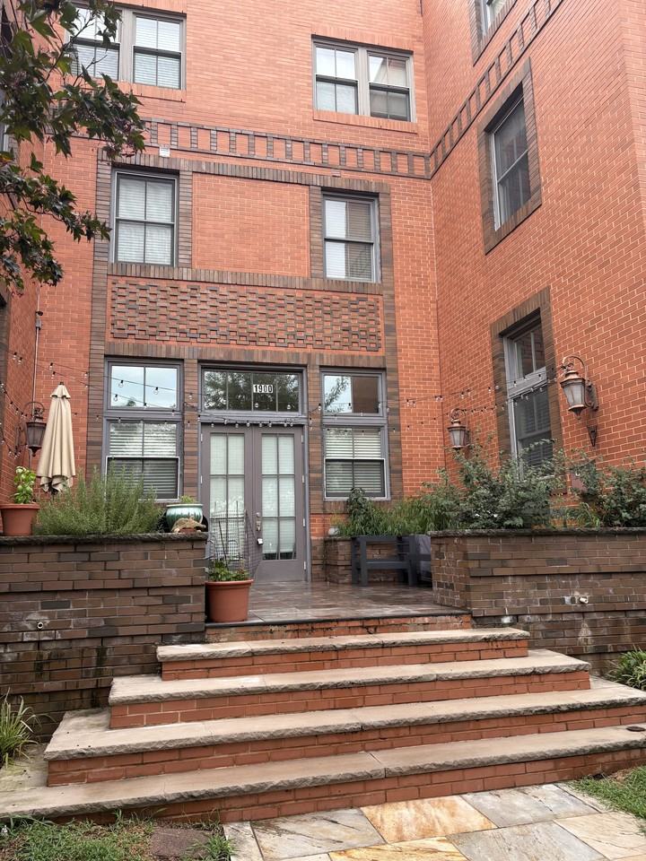 1900 11th St Nw #A - Photo 7 of 10