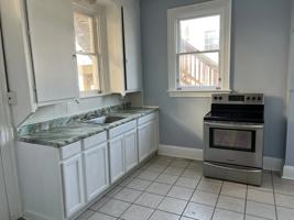 featured image of 326 S Potomac St #1