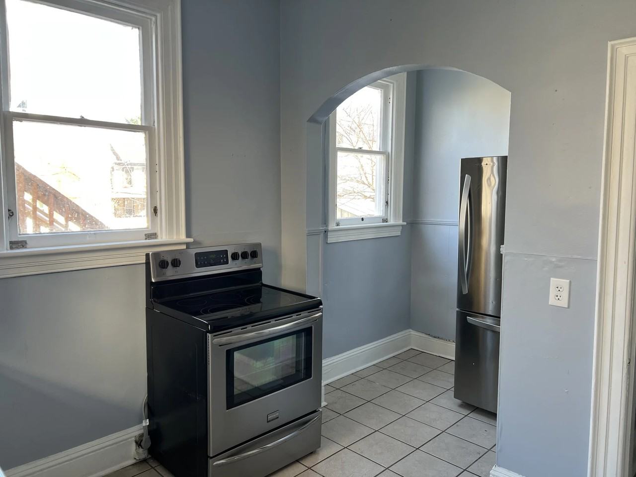 326 S Potomac St #1 - Photo 5 of 7