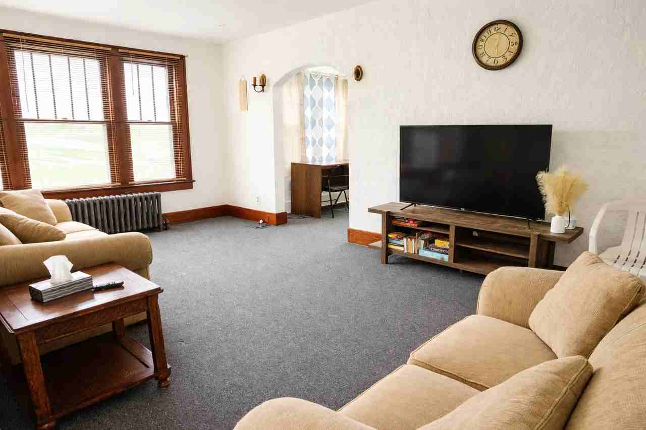 406 E Baltimore Blvd #1 - Photo 3 of 9