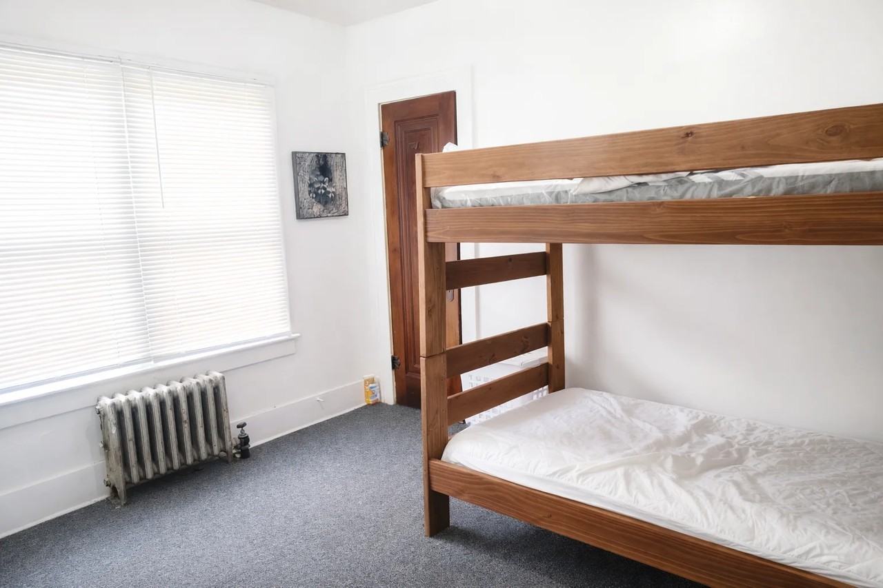 406 E Baltimore Blvd #1 - Photo 5 of 9