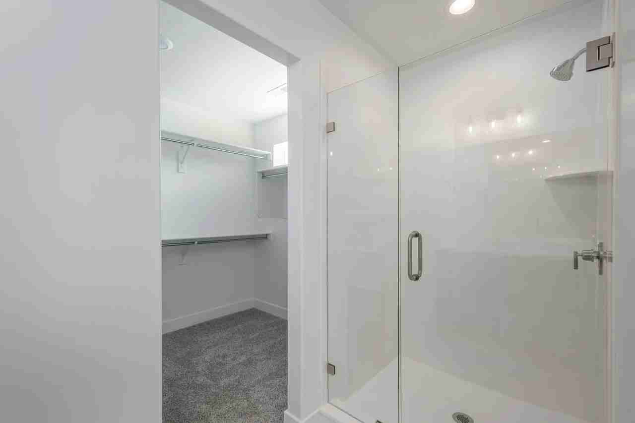 3935 Wn - Photo 6 of 20