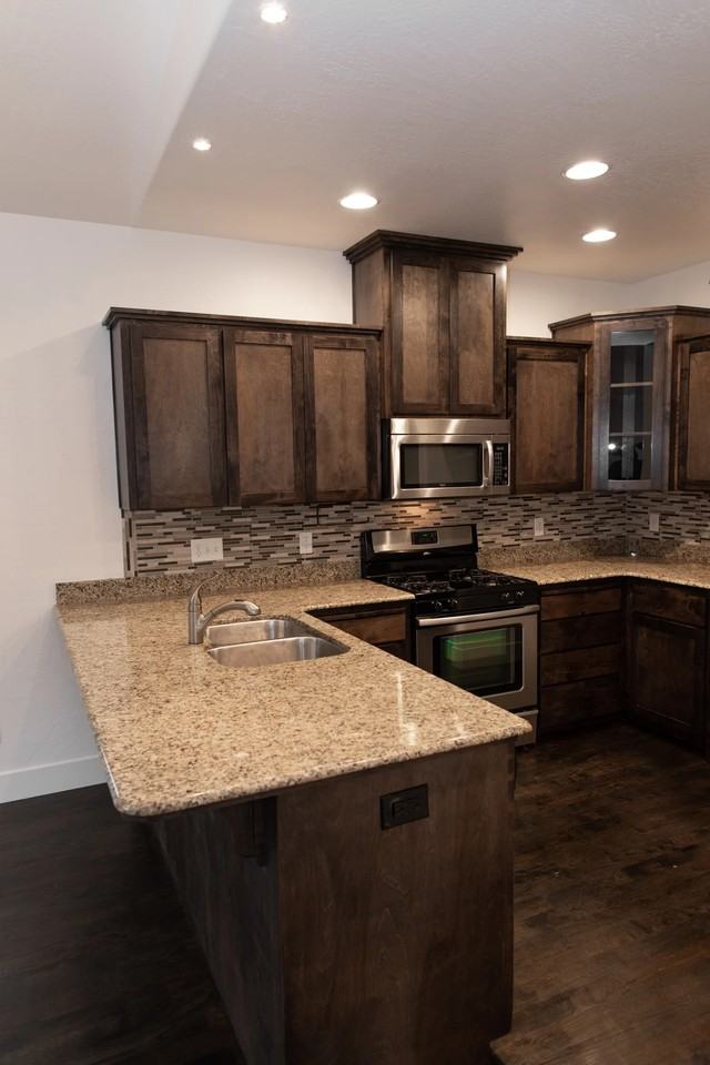 1964 Thomas Rd - Photo 6 of 29