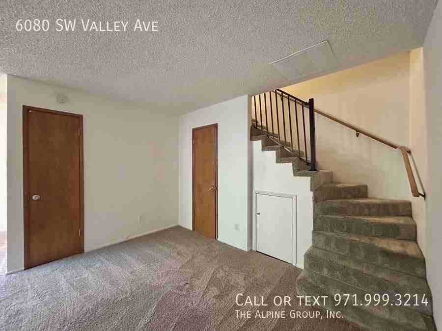 6080 Sw Valley Ave - Photo 5 of 36