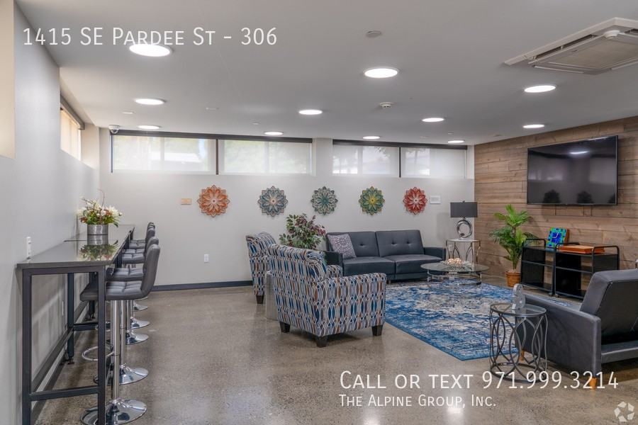 1415 Se Pardee St #306 - Photo 3 of 28