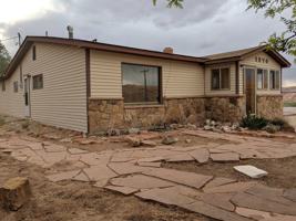 featured image of 1370 Overlook Rd