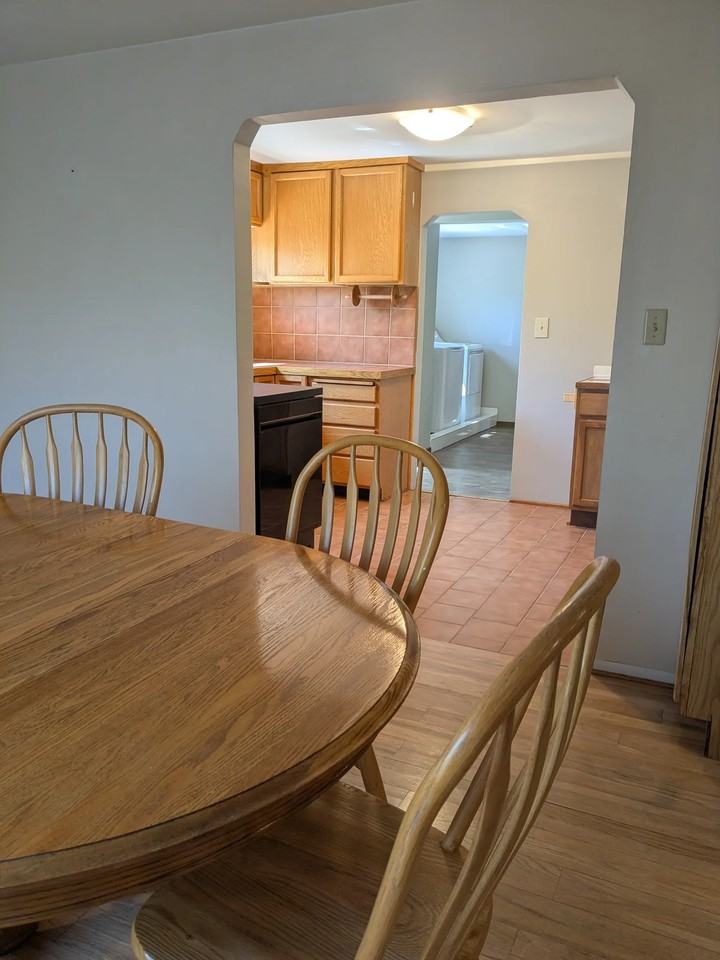 1370 Overlook Rd - Photo 6 of 16