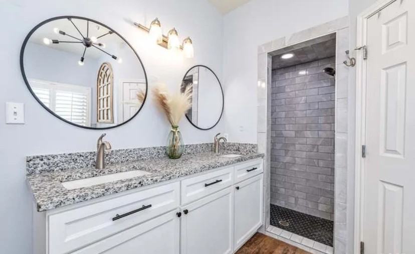 1223 Dorchester Dr - Photo 5 of 9