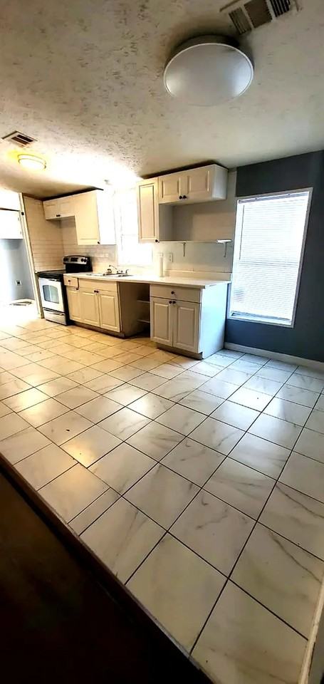 7703 Doe Run #1A - Photo 3 of 6