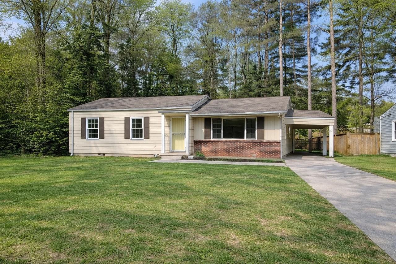 2037 Highview Rd Sw - Photo 2 of 17