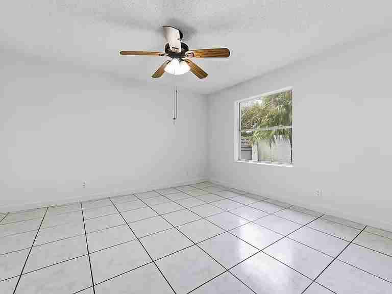 6130 Blue Grass Cir - Photo 6 of 11