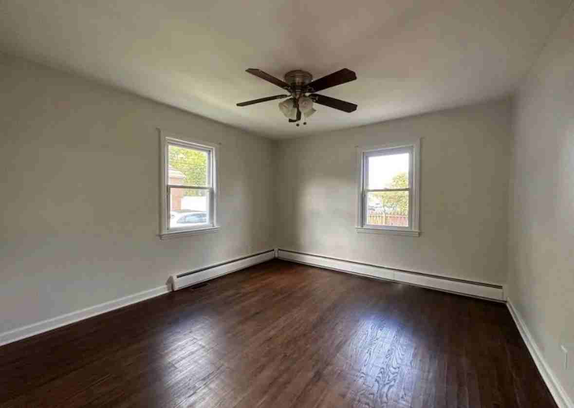 32 Hazel St #1 - Photo 5 of 16