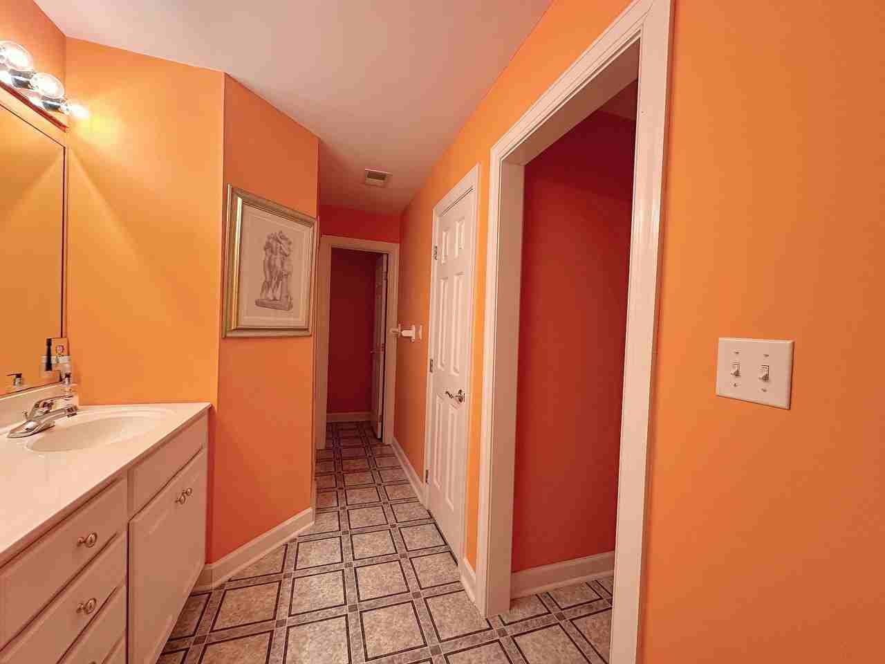 100 Steep Bank Dr - Photo 2 of 3