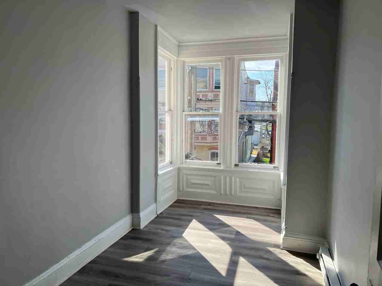 326 S Potomac St #2 - Photo 4 of 8