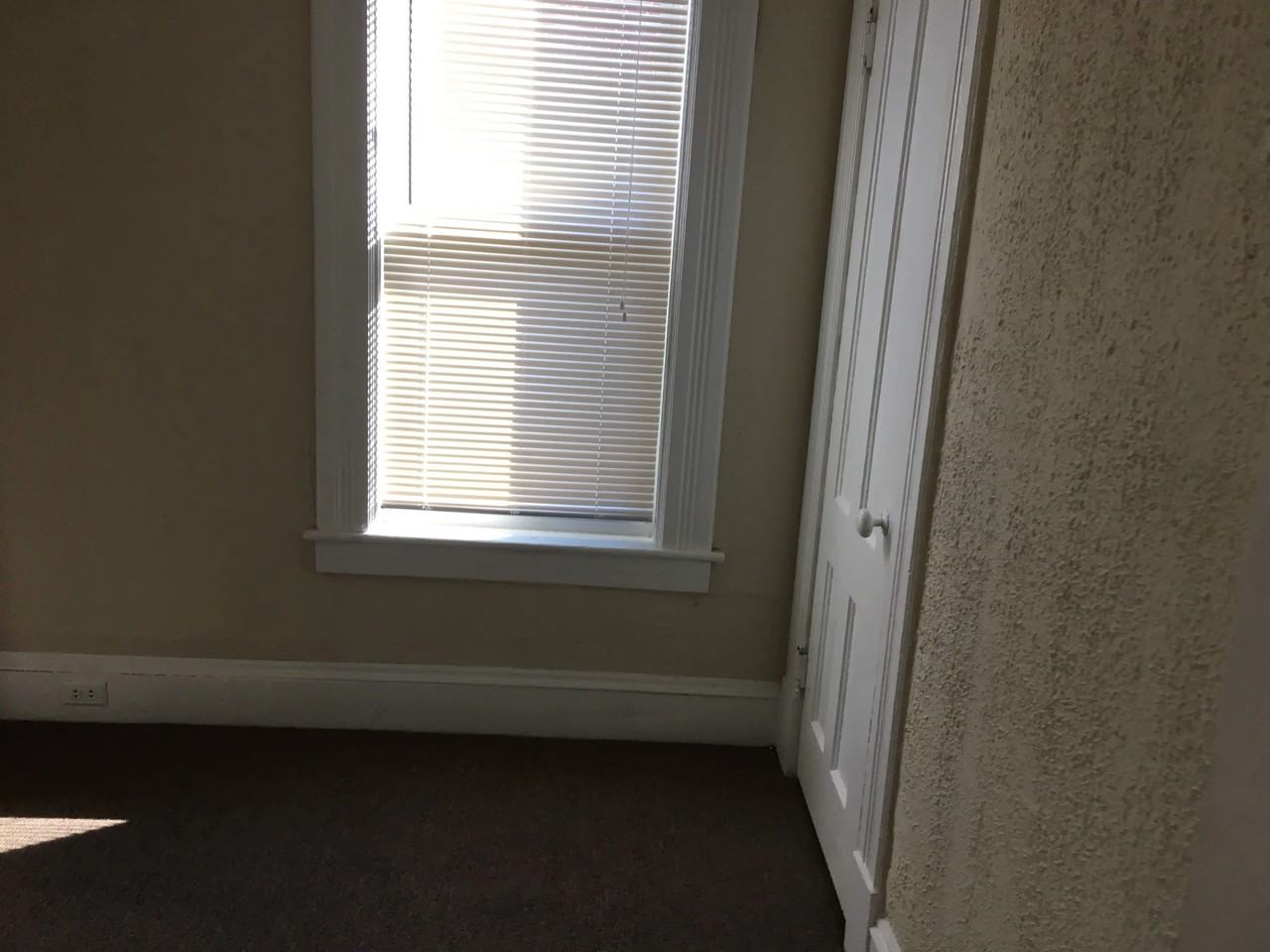 658 Union St #2 - Photo 6 of 15