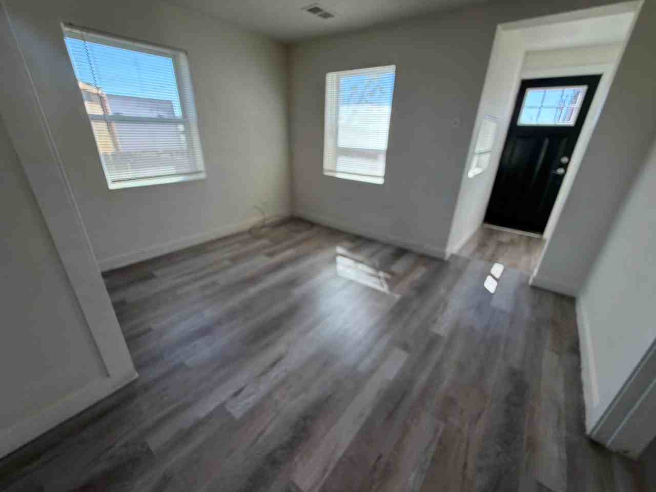 817 1st St #A - Photo 7 of 17