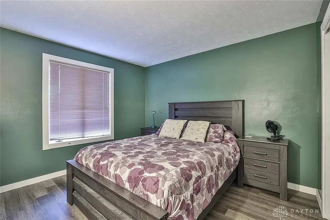 6881 Walnut Creek Ct - Photo 6 of 18