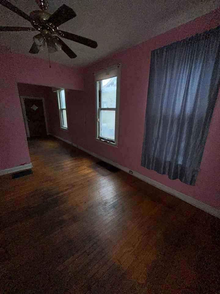 4922 Davison Ave - Photo 3 of 18