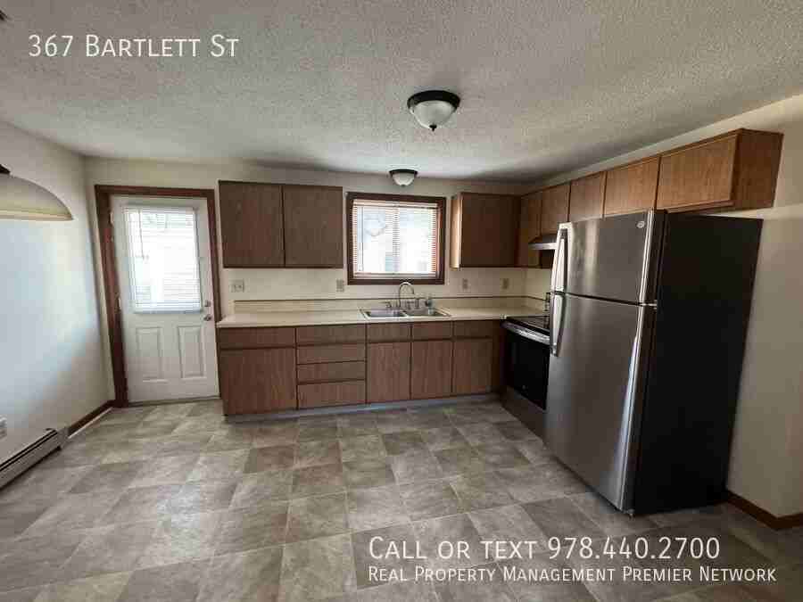 367 Bartlett St - Photo 2 of 23